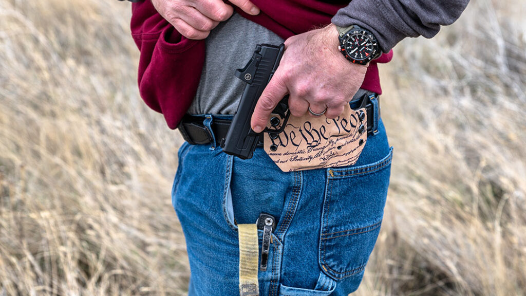 The author preferred to carry the pistol with the 7-round magazine for better concealment.