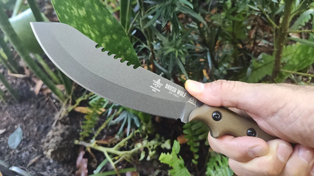 The TOPS Knives Brush Wolf fits perfectly within the user’s grasp for great stability and precision when cutting.