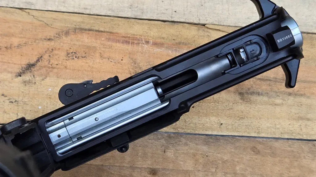 Underside view of the Bearing Delay Upper installed.