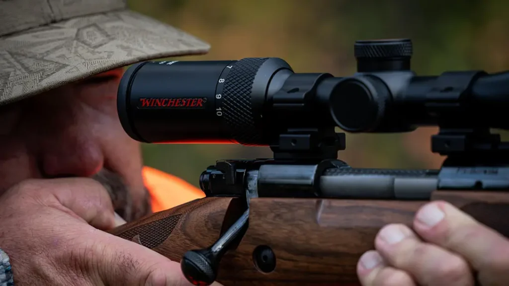 3.5x10x40mm Winchester riflescope.