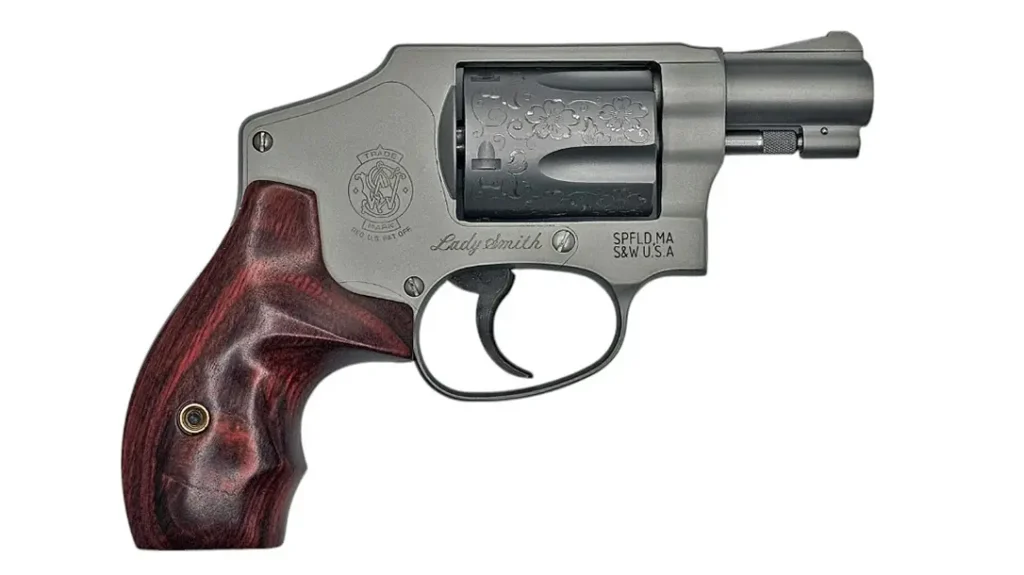 The Camfour Lady Smith blends an engraved cylinder, upgraded grips and more.