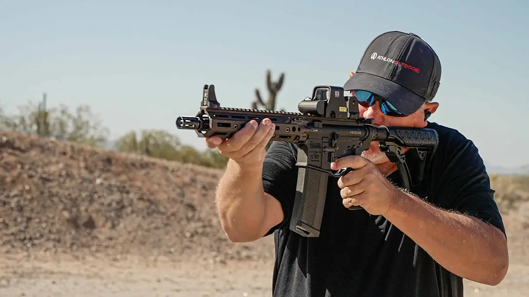 How to hold a rifle