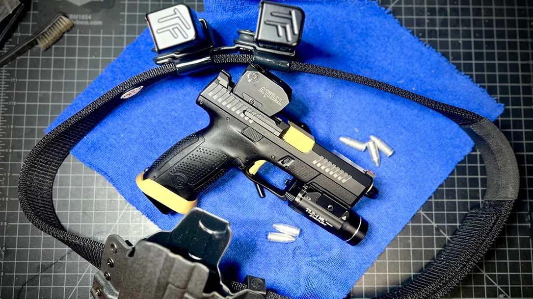 A typical shooting loadout.