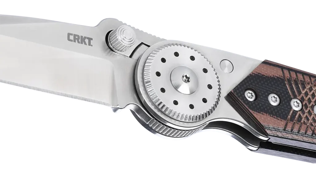 The Walker Blade Lock features a locking system to make it durable for field use.