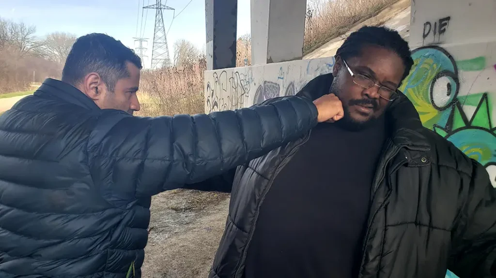 How to Throw a Punch: Thomas follows up with a right cross to Kysean’s jaw.