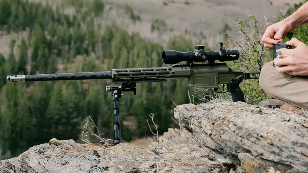 The Sig SAWTOOTH in 6.5 PRC  is lightweight and easy to carry.