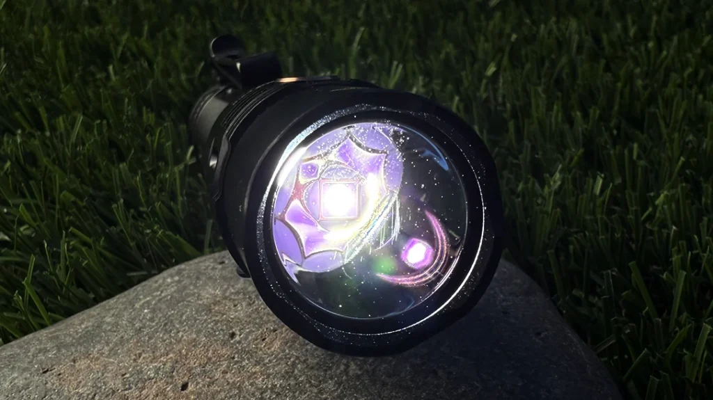 The Fenix PD36R V2.0 gives me the kind of performance I can trust in any situation.