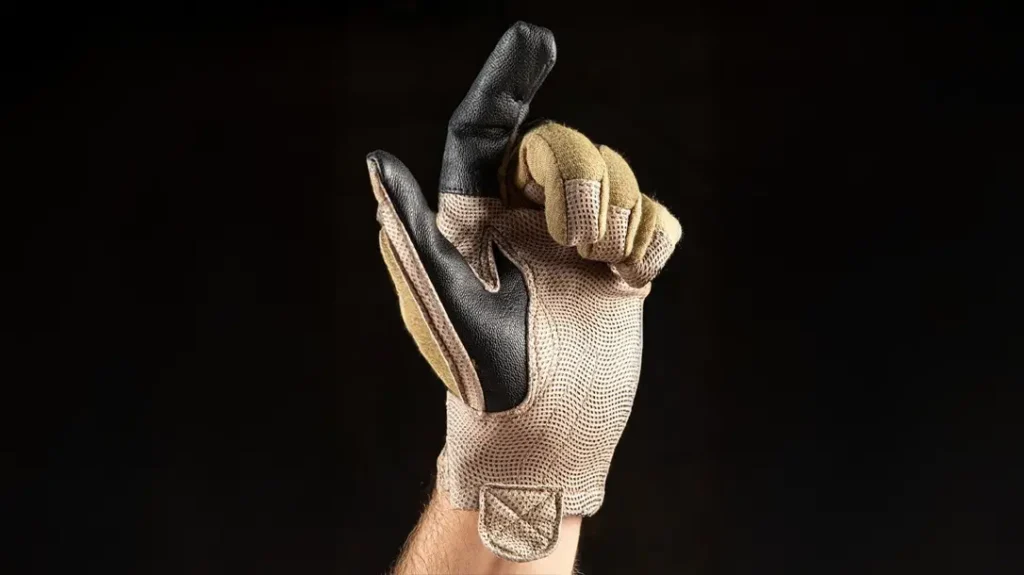 The FirstSpear Operator Glove is light weight.