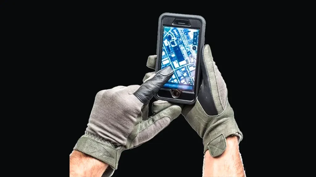 The FirstSpear Operator Glove is touch screen compatible.